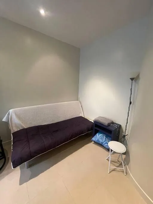 75012 Apartment